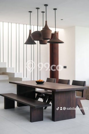 DIJUAL! Vila Kawasan , Area 250m2m², Posisi Strategis DIJUAL! Vila Kawasan , Area 250m2m², Posisi Strategis