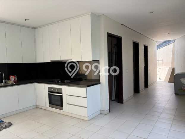 Tersedia Vila di , Luas 585m2m², Area nyaman untuk keluarga Tersedia Vila di , Luas 585m2m², Area nyaman untuk keluarga