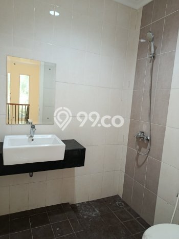 For Sale Hunian Rumah Terawat 3 Kamar di Gading Serpong, Tangerang For Sale Hunian Rumah Terawat 3 Kamar di Gading Serpong, Tangerang