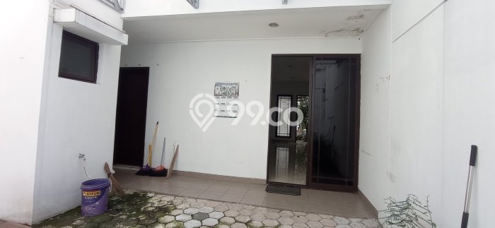 Sewa Rumah Murah di Green Lake City Jakarta Barat dengan 3 Kamar Tidur Sewa Rumah Murah di Green Lake City Jakarta Barat dengan 3 Kamar Tidur
