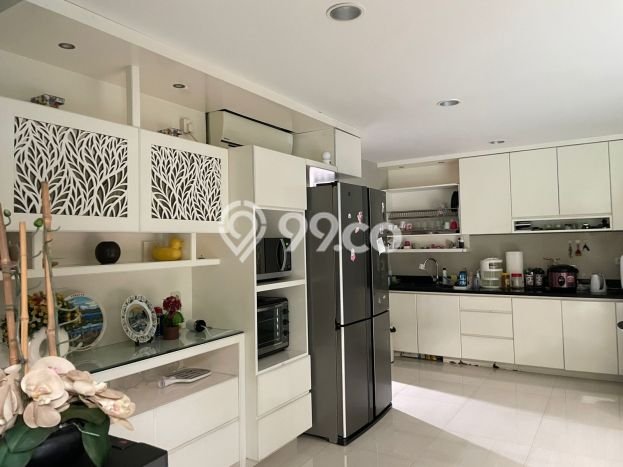 Dijual Rumah Luas Elegan Dengan View Cantik di Bintaro, Jakarta Selatan Dijual Rumah Luas Elegan Dengan View Cantik di Bintaro, Jakarta Selatan
