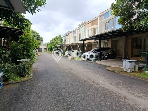 Jarang Ada! Rumah Sewa 2 Kamar Nyaman Siap Huni Gading Serpong Jarang Ada! Rumah Sewa 2 Kamar Nyaman Siap Huni Gading Serpong