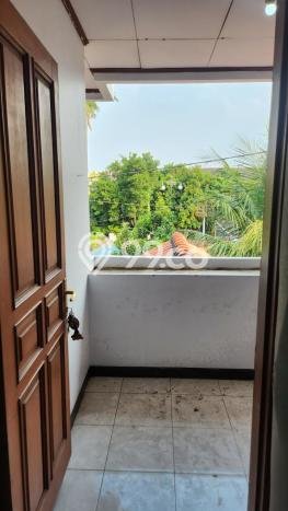 For Sale! Premium House LT 128m2 Desain Elegan di Pondok Kelapa For Sale! Premium House LT 128m2 Desain Elegan di Pondok Kelapa