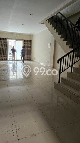 LOKASI PREMIUM! Ruko Kawasan Cipondoh, Luas 67m2m², Akses Strategis LOKASI PREMIUM! Ruko Kawasan Cipondoh, Luas 67m2m², Akses Strategis