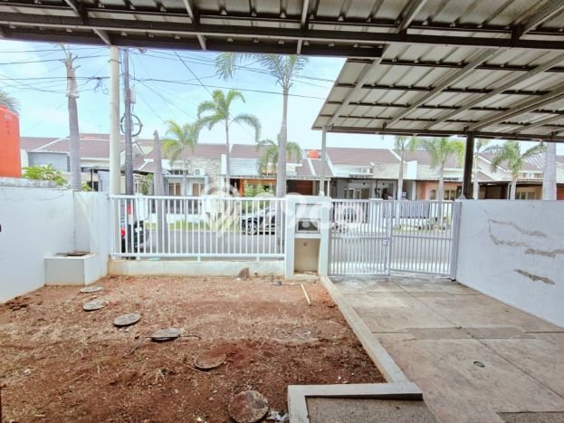 Rumah Luas Asri 3 KT Siap Huni di Harapan Indah Bekasi Rumah Luas Asri 3 KT Siap Huni di Harapan Indah Bekasi