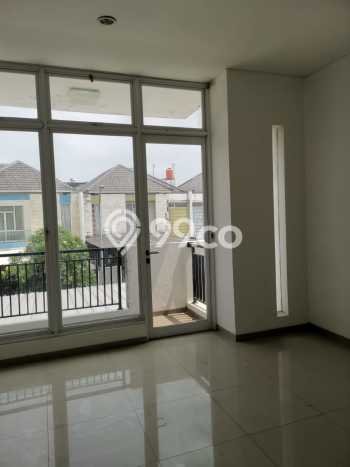 Rumah di Cakung, 4 KM, View Indah, LT 200m2m² Bangunan 223m2m² Rumah di Cakung, 4 KM, View Indah, LT 200m2m² Bangunan 223m2m²