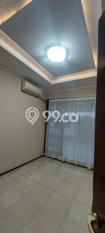 Disewakan! Rumah 4 Kamar Tidur &
3 Kamar Mandi di Kayu Putih, Jakarta Timur Disewakan! Rumah 4 Kamar Tidur &
3 Kamar Mandi di Kayu Putih, Jakarta Timur