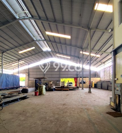 Pabrik Disewa di Bekasi dengan LB 3665m2 Area Komersial Ramai Pabrik Disewa di Bekasi dengan LB 3665m2 Area Komersial Ramai