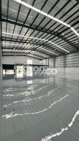 Gudang disewakan di Lippo Cikarang Cikarang dengan luas bangunan 950m2 Gudang disewakan di Lippo Cikarang Cikarang dengan luas bangunan 950m2