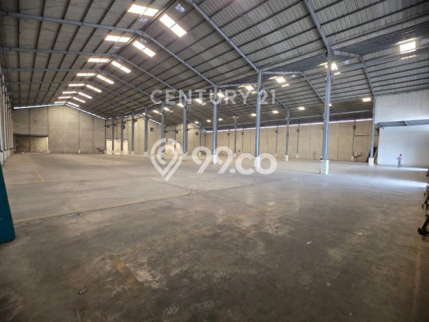 Gudang disewakan lokasi strategis Jatiluhur Purwakarta 7200m2 Gudang disewakan lokasi strategis Jatiluhur Purwakarta 7200m2