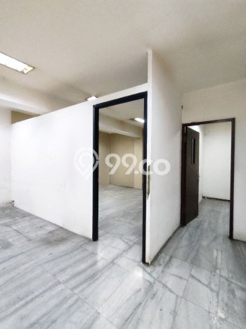 Kantor Dijual di Prime Area Jakarta Selatan Luas 1800m2 Kantor Dijual di Prime Area Jakarta Selatan Luas 1800m2