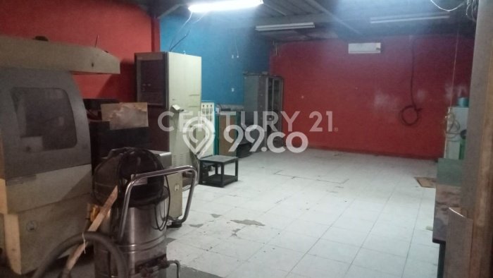Pabrik Dijual di Bekasi LT 2000m2 & LB 2011m2 Lokasi Terbaik! Pabrik Dijual di Bekasi LT 2000m2 & LB 2011m2 Lokasi Terbaik!