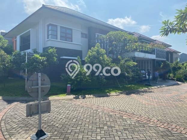 Rumah Luxury Modern Tanpa Renovasi di Kota Wisata Bogor Rumah Luxury Modern Tanpa Renovasi di Kota Wisata Bogor