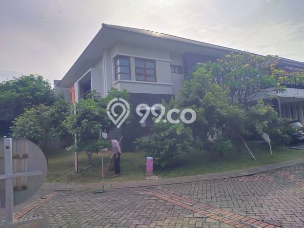 Rumah Luxury Modern Tanpa Renovasi di Kota Wisata Bogor Rumah Luxury Modern Tanpa Renovasi di Kota Wisata Bogor