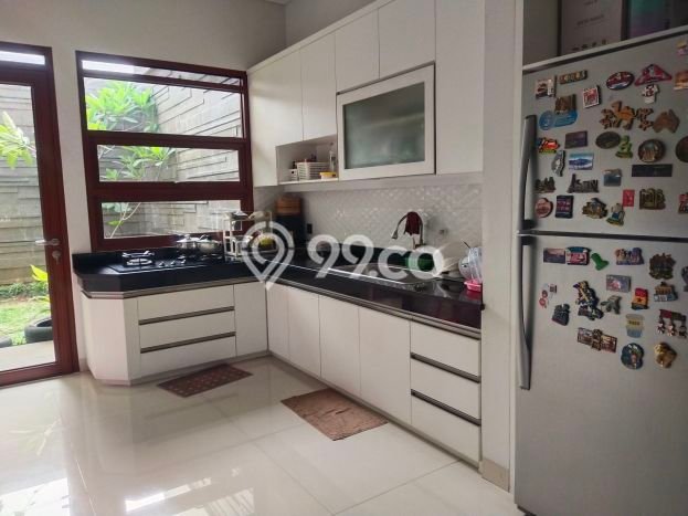 Rumah Luxury Modern Tanpa Renovasi di Kota Wisata Bogor Rumah Luxury Modern Tanpa Renovasi di Kota Wisata Bogor