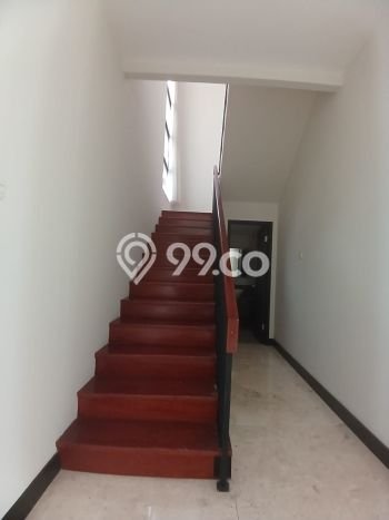 Rumah Luxury Modern Siap Huni di Cipete Jakarta Selatan Rumah Luxury Modern Siap Huni di Cipete Jakarta Selatan
