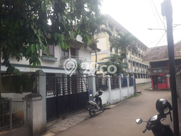 Rumah Luxury Modern Tanpa Renovasi di Klender Jakarta Timur Rumah Luxury Modern Tanpa Renovasi di Klender Jakarta Timur