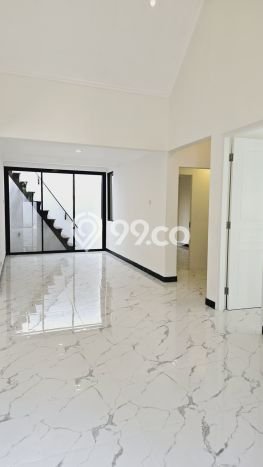 Dijual Rumah Minimalis Bagus Punya 2 KT di Citraland Surabaya SHM Dijual Rumah Minimalis Bagus Punya 2 KT di Citraland Surabaya SHM