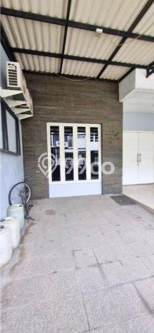 Hunian Cantik Modern Lb 200m2 di Sidoarjo, Sidoarjo Hunian Cantik Modern Lb 200m2 di Sidoarjo, Sidoarjo