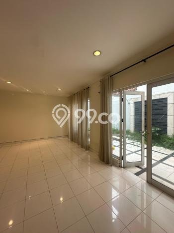 Jual Rumah Mewah Elegan Dengan View Eksklusif di Kota Wisata, Bogor Jual Rumah Mewah Elegan Dengan View Eksklusif di Kota Wisata, Bogor