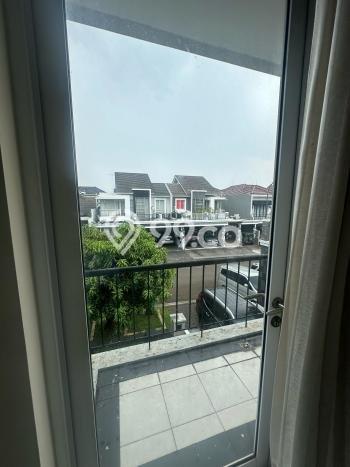 Jual Rumah Mewah Elegan Dengan View Eksklusif di Kota Wisata, Bogor Jual Rumah Mewah Elegan Dengan View Eksklusif di Kota Wisata, Bogor