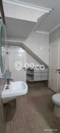 Rumah Modern 3 KT di Legenda Wisata Bogor Semi Furnished Rumah Modern 3 KT di Legenda Wisata Bogor Semi Furnished