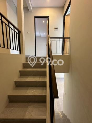 For Sale! Premium House LT 128m2 Desain Modern di Kota Wisata For Sale! Premium House LT 128m2 Desain Modern di Kota Wisata