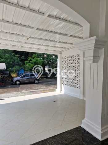 Dijual Hunian Rumah Terawat 4 Kamar di Legenda Wisata, Bogor Dijual Hunian Rumah Terawat 4 Kamar di Legenda Wisata, Bogor