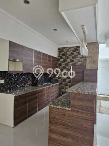 Dijual Hunian Rumah Terawat 4 Kamar di Legenda Wisata, Bogor Dijual Hunian Rumah Terawat 4 Kamar di Legenda Wisata, Bogor