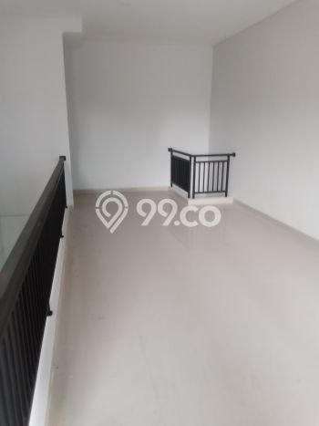 LOKASI PREMIUM! Ruko di Meruya, Luas 77m², Area Bisnis LOKASI PREMIUM! Ruko di Meruya, Luas 77m², Area Bisnis