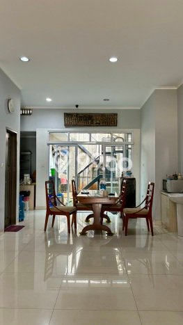 Rumah Elit Modern Tanpa Renovasi di Bojong Indah Jakarta Barat Rumah Elit Modern Tanpa Renovasi di Bojong Indah Jakarta Barat