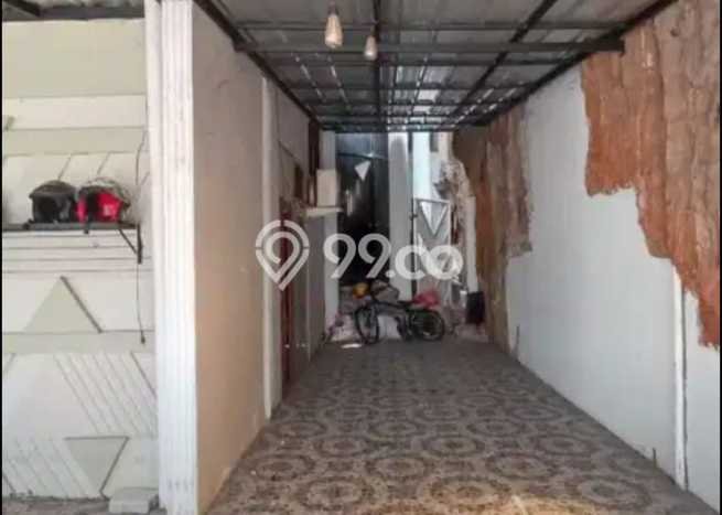 Kost Dijual di Duri Kepa dengan 10 KT dan Luas 500m2 Kost Dijual di Duri Kepa dengan 10 KT dan Luas 500m2