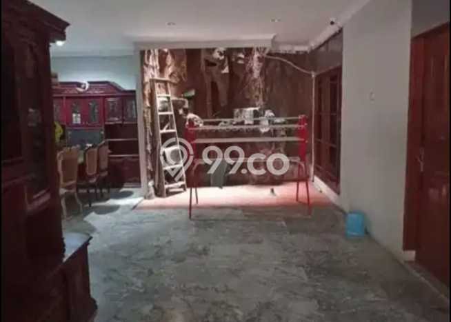 Kost Dijual di Duri Kepa dengan 10 KT dan Luas 500m2 Kost Dijual di Duri Kepa dengan 10 KT dan Luas 500m2