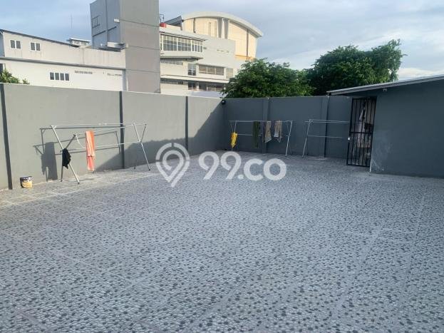 Rumah Kost untuk Dijual di Kelapa Dua dengan 8 KT, 5 KM, Luas 300m2 Rumah Kost untuk Dijual di Kelapa Dua dengan 8 KT, 5 KM, Luas 300m2