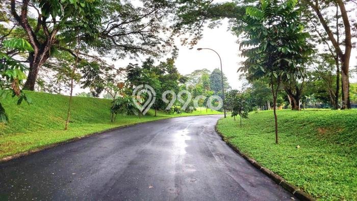 Lahan untuk Dijual di BSD Tangerang Selatan Luas 1069m2 Lahan untuk Dijual di BSD Tangerang Selatan Luas 1069m2