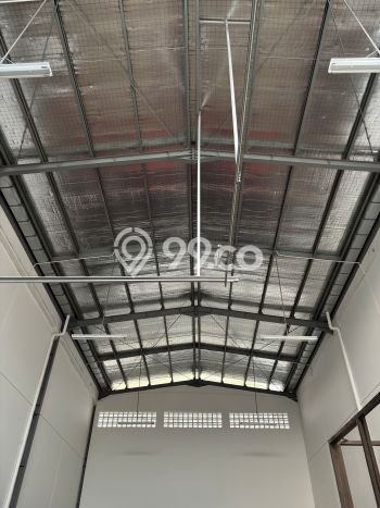 Gudang Dijual di Tangerang LT 243m2 & LB 186m2 Lokasi Terbaik! Gudang Dijual di Tangerang LT 243m2 & LB 186m2 Lokasi Terbaik!