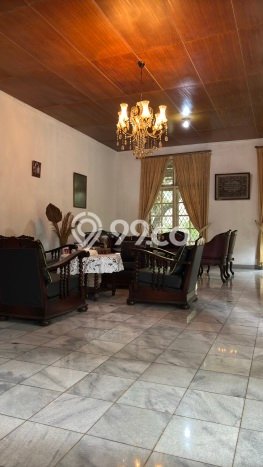 Siap Huni Rumah Mewah 4 Kamar di Pancoran Dekat ke Mana Saja Siap Huni Rumah Mewah 4 Kamar di Pancoran Dekat ke Mana Saja