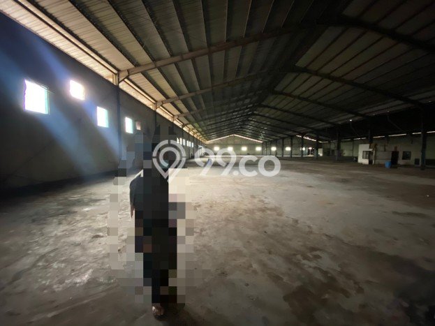 Unit Gudang Tersedia di Moch Toha Spesifikasi LB 7000m2 Unit Gudang Tersedia di Moch Toha Spesifikasi LB 7000m2