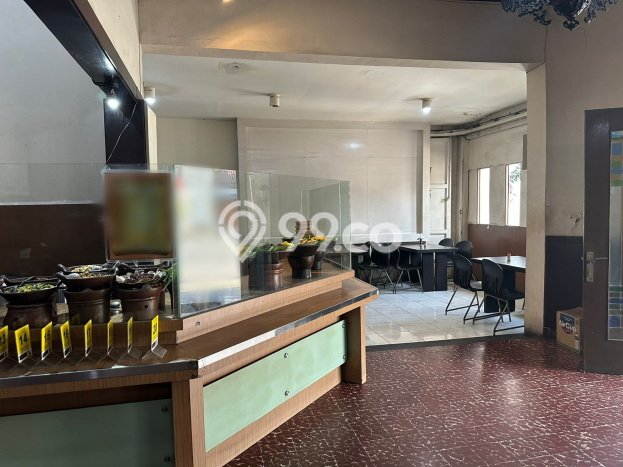 Unit Komersial Tersedia di Pajajaran Spesifikasi LB 300m2 Unit Komersial Tersedia di Pajajaran Spesifikasi LB 300m2