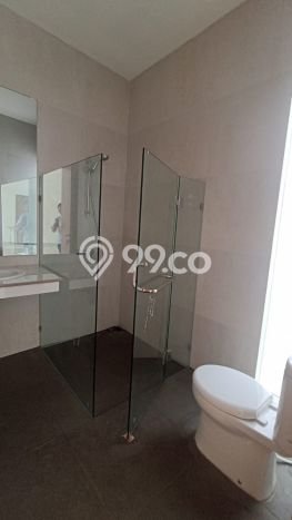 Rumah Elit LB 250m2 Siap Huni Desain Elegan di Cipaganti, Bandung Rumah Elit LB 250m2 Siap Huni Desain Elegan di Cipaganti, Bandung