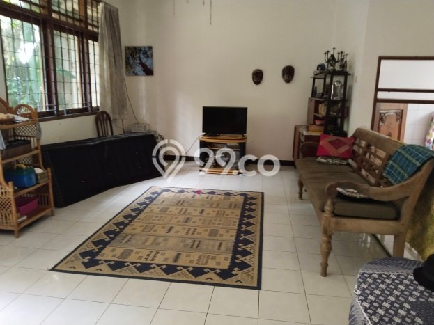 Disewakan! Rumah 5 Kamar Tidur &
4 Kamar Mandi di Ciumbuleuit, Bandung Disewakan! Rumah 5 Kamar Tidur &
4 Kamar Mandi di Ciumbuleuit, Bandung