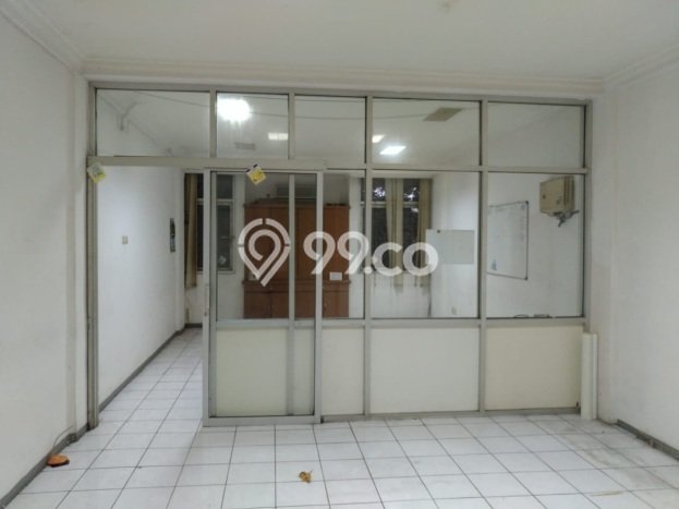 Unit Ruko Disewakan di Bandung Kota di Area Ramai & Strategis Unit Ruko Disewakan di Bandung Kota di Area Ramai & Strategis