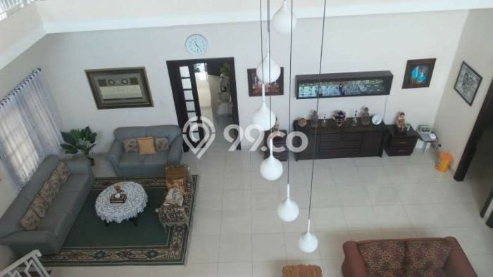 Rumah Luxury Modern Tanpa Renovasi di Diponegoro Bandung Rumah Luxury Modern Tanpa Renovasi di Diponegoro Bandung
