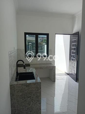 Dijual Hunian Mewah dengan Fasilitas Sekitar Komplit di Duren Sawit, Jakarta Timur Dijual Hunian Mewah dengan Fasilitas Sekitar Komplit di Duren Sawit, Jakarta Timur