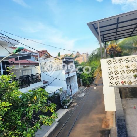 Dijual Hunian Rumah Terawat 3 KT di Pondok Kelapa, Jakarta Timur Dijual Hunian Rumah Terawat 3 KT di Pondok Kelapa, Jakarta Timur