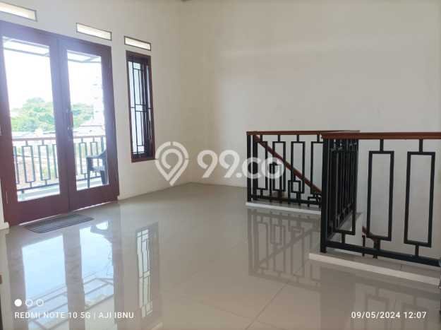 Jual Rumah Bagus Siap Huni LB 177m2 di Arcamanik, Bandung Jual Rumah Bagus Siap Huni LB 177m2 di Arcamanik, Bandung