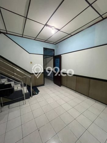 Rumah Asri dengan 4 Kamar Tidur di Kawasan Arcamanik, Bandung Rumah Asri dengan 4 Kamar Tidur di Kawasan Arcamanik, Bandung