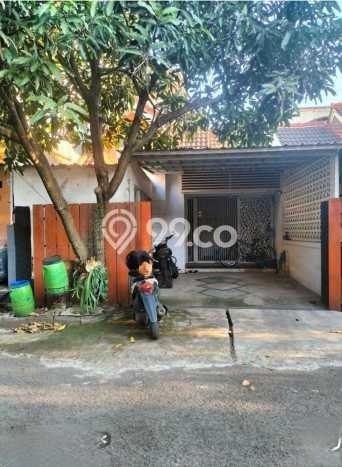 Kesempatan Investasi Rumah Terawat di Kawasan , Bandung Kesempatan Investasi Rumah Terawat di Kawasan , Bandung