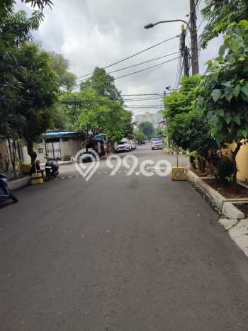 Hunian Eksklusif Siap Huni LT 252m2 di Kelapa Gading, Jakarta Utara Hunian Eksklusif Siap Huni LT 252m2 di Kelapa Gading, Jakarta Utara
