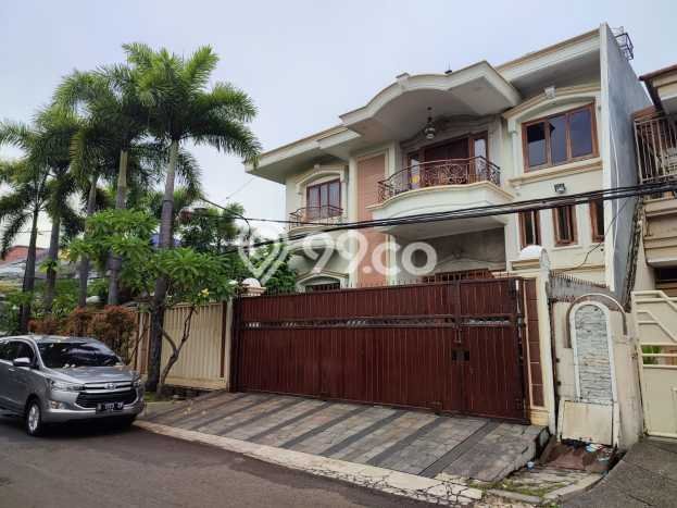 Hunian Elit LB 750m2 Siap Pakai Desain Elegan di Sunter, Jakarta Utara Hunian Elit LB 750m2 Siap Pakai Desain Elegan di Sunter, Jakarta Utara